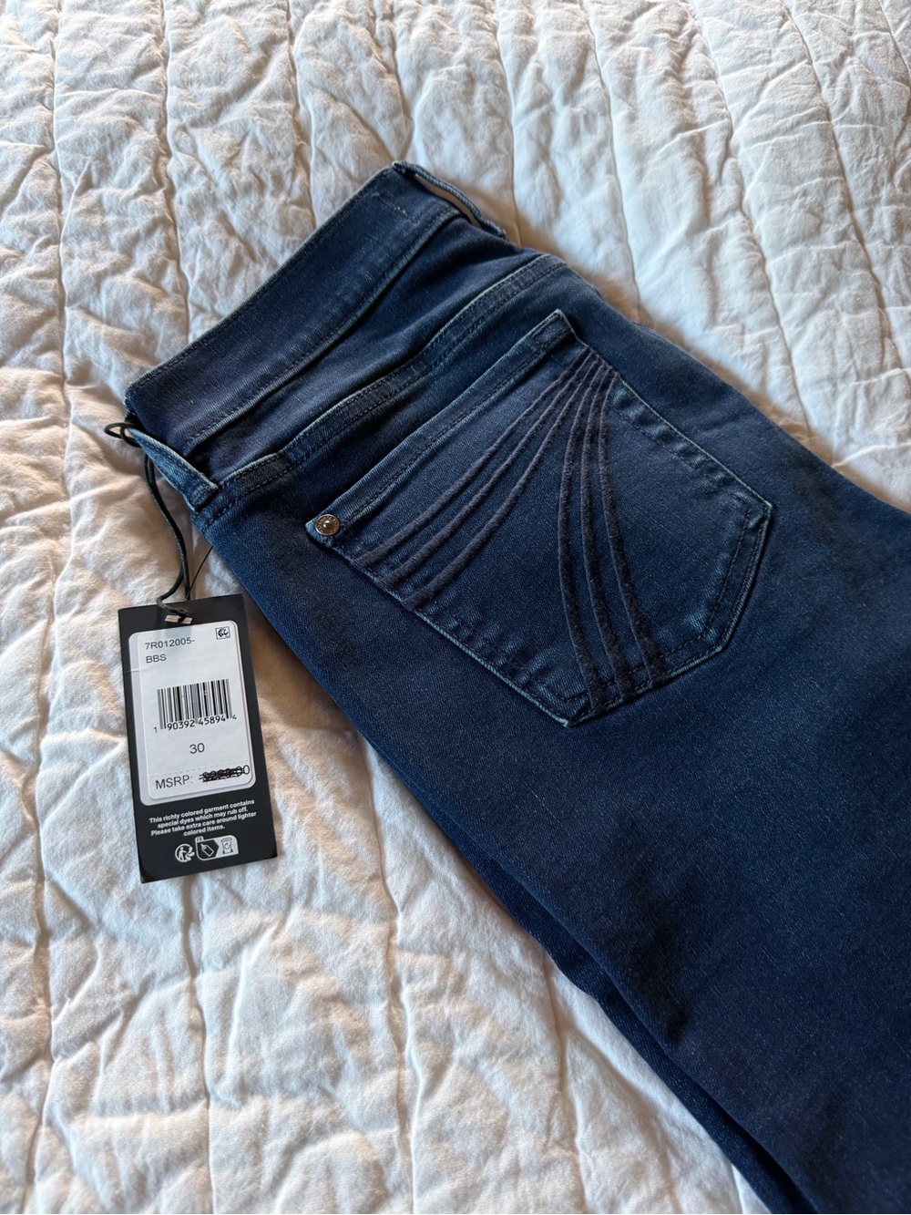 NWT. 7 For All Mankind Dojo Jeans Size 30
